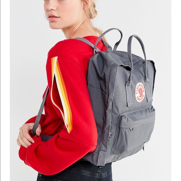 fjallraven kanken charcoal